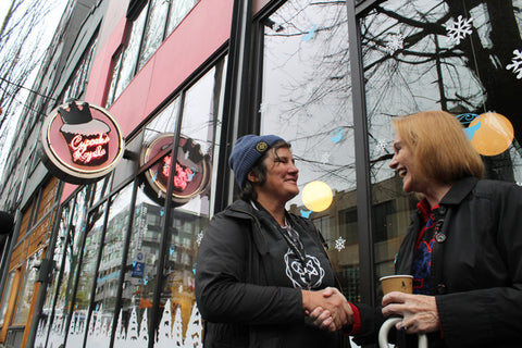 Capitol Hill Times - Durkan tours Capitol Hill shops to promote small business advisory council